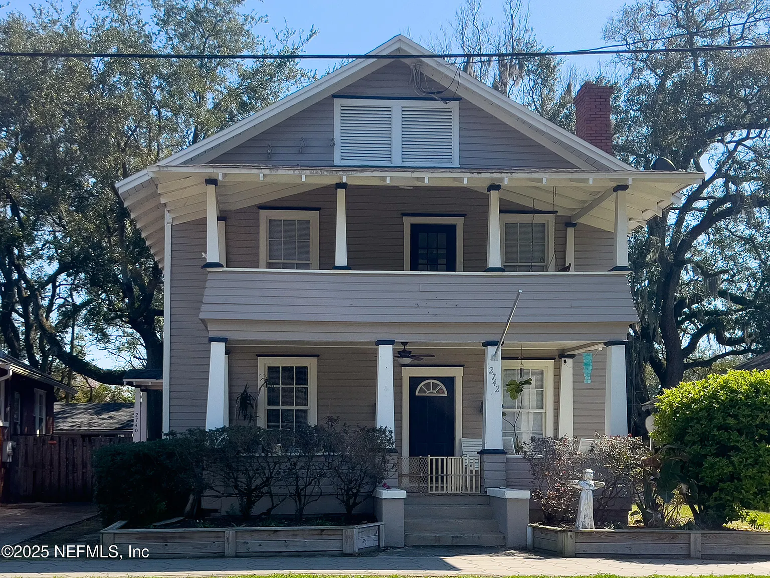 3 bed, 1.0 bath, 1200 sqft, $1,650 — Photo 1