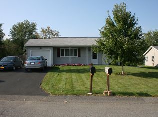 3 Hay Path, Watervliet, NY 12189