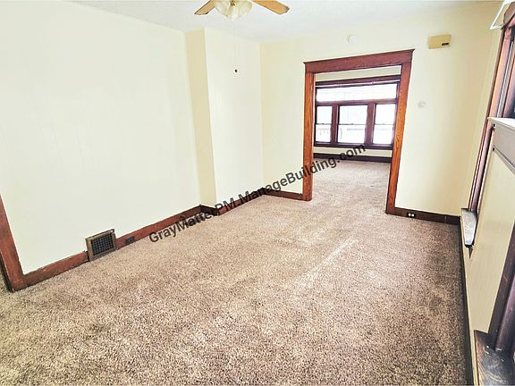 2nd image of 1001 W 25th St #2