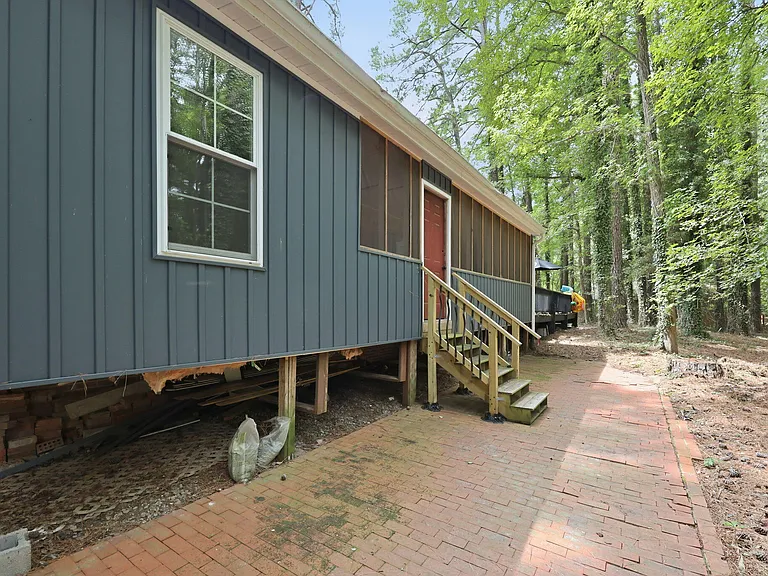 449 Windy Bch — Photo 29
