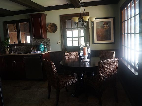 5th image of 17024 Hidden Valley Ln