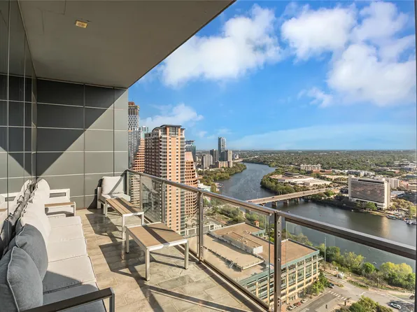210 Lavaca St APT 2903, Austin, TX 78701