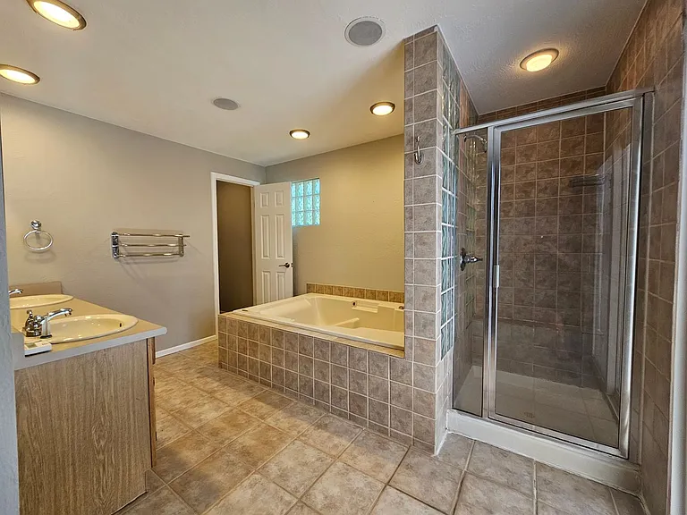 5629 E Minnesota Dr — Photo 34