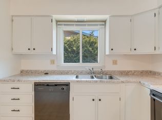 2306 S Lynn St, Urbana, IL 61801