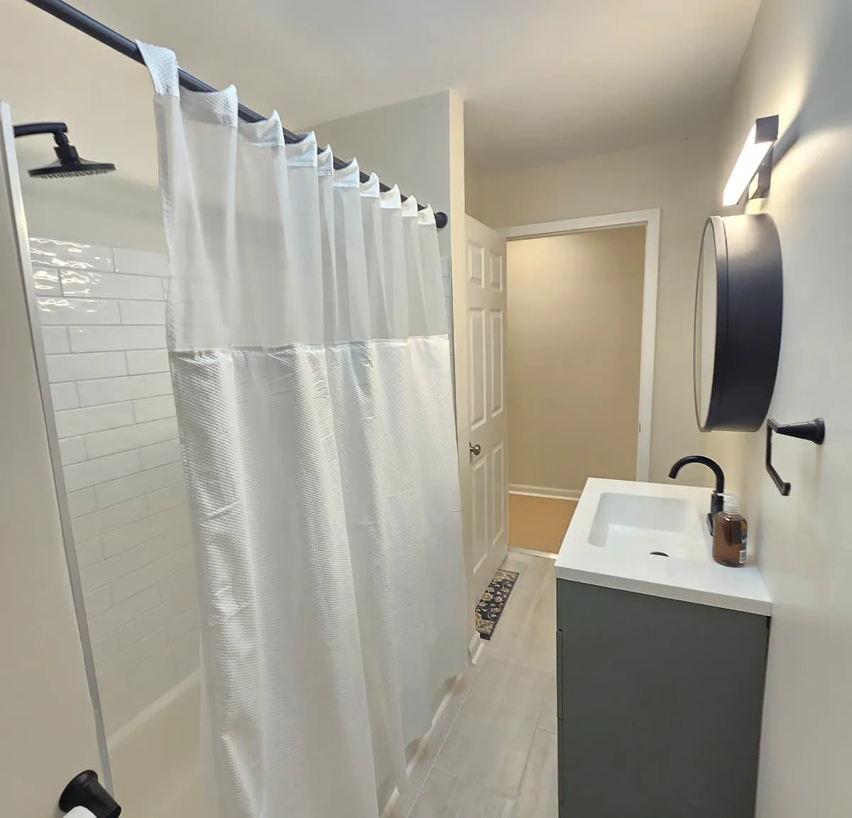 2 bed, 750 sqft, $1,100 — Photo 3