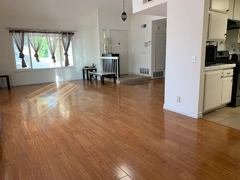 2307 S Lynn Ct — Photo 6