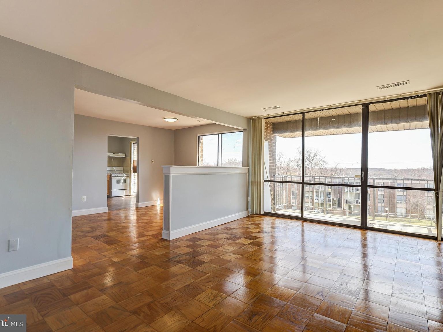 7957 Riggs Rd APT 12, Hyattsville, MD 20783 | MLS #MDPG2144196 | Zillow