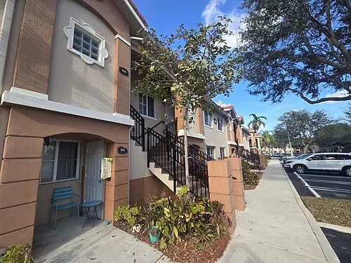 3516 Briar Bay Blvd #203 Photo 1 3516 Briar Bay Blvd #203 Photo 1