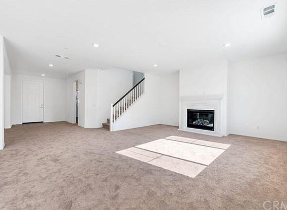 3rd image of 26395 Valencia Way