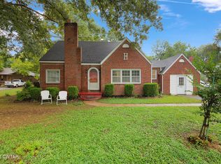 301 Bolivar Hwy, Jackson, TN 38301