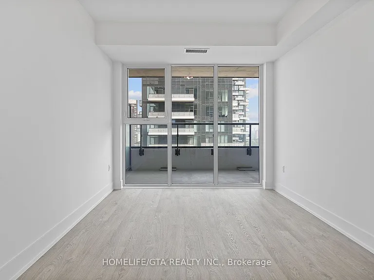 10 Inn On The Park Dr #2405 — Photo 28