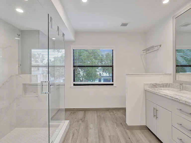1606 SE 1st St — Photo 35