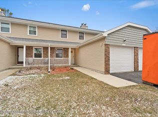 5475 Maple Rdg, Haslett, MI 48840