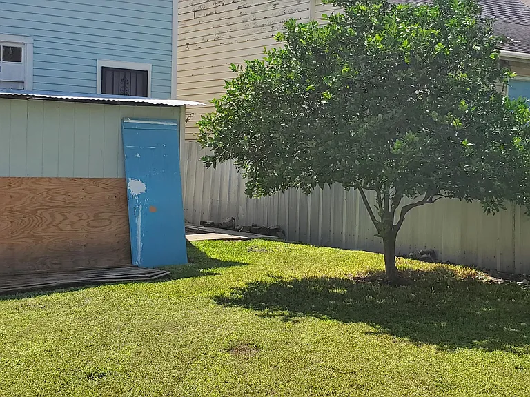 1507 Dumaine St #A — Photo 11