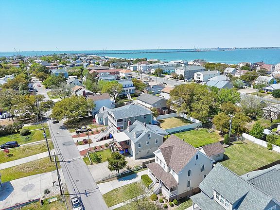 4th image of 1134 Little Bay Ave