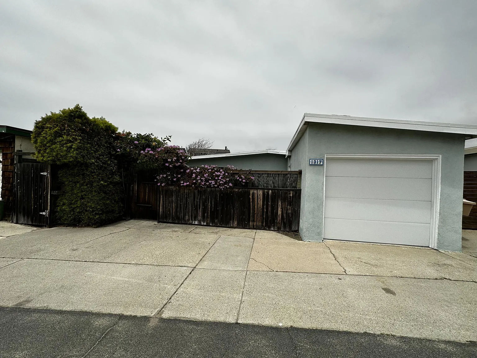 3 bed, 1230 sqft, $4,700 — Photo 2