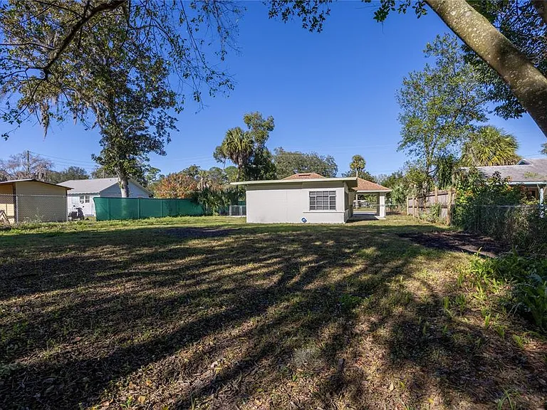 319 NW 16th Ave — Photo 30