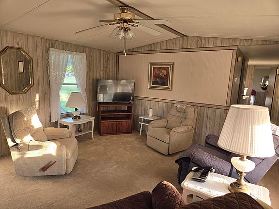 5th image of 17502 Broadland Lane