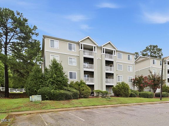 4th image of 1231 University Ct APT 304