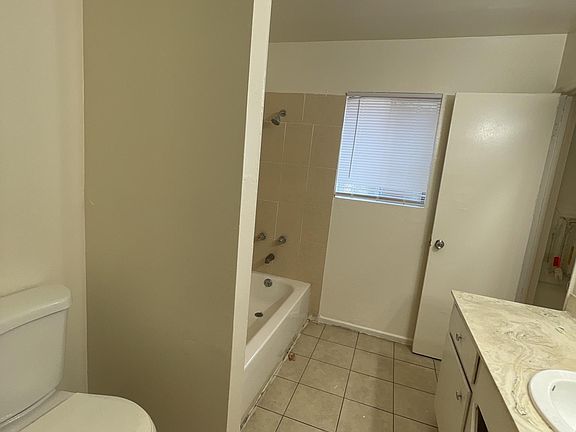 4th image of 266 N Valley View Dr #1