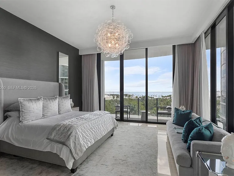2821 S Bayshore Dr #8A — Photo 32