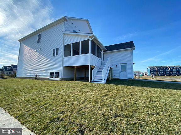 5th image of 123 Anna Carol Dr