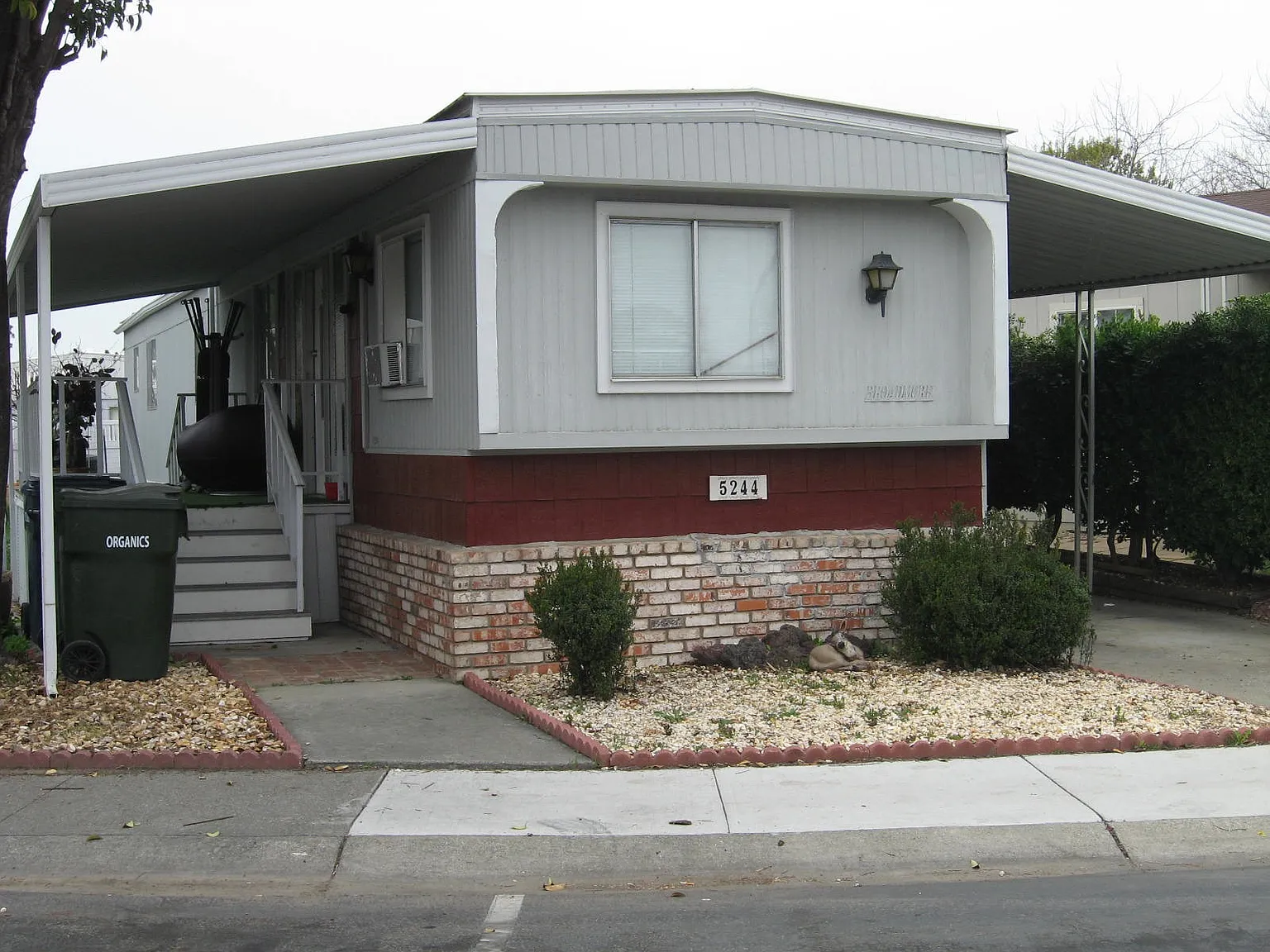 5244 Sundance Dr photo 1