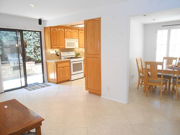 3rd image of 6756 Pheasant Ln