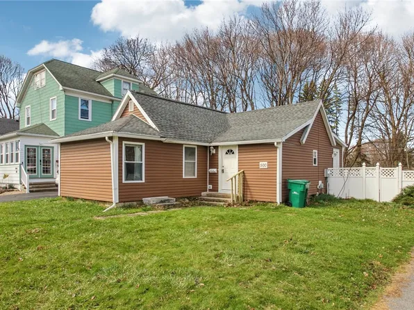 500 Lake Shore Boulevard Ext, Rochester, NY 14617
