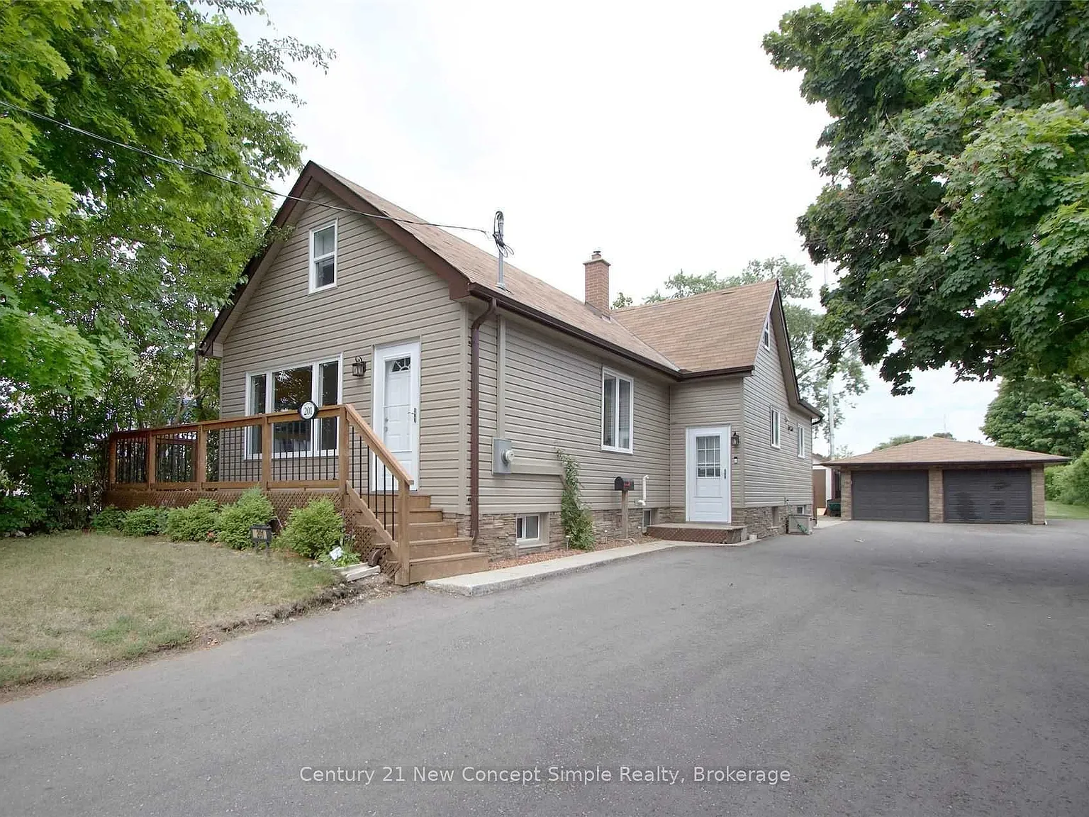 2 bed, $1,350 — Photo 1