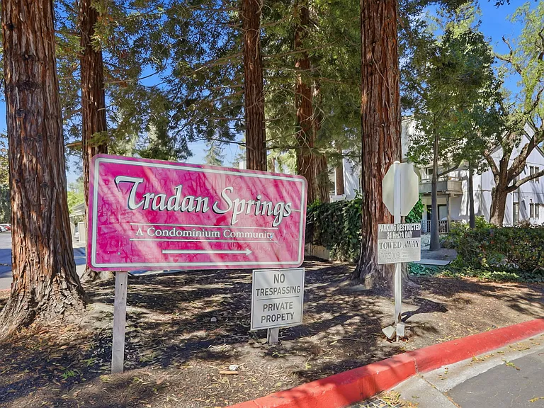 1850 Tradan Dr — Photo 39