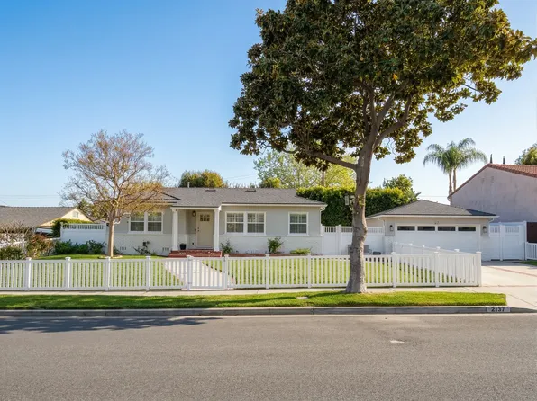 2737 N Kenneth Rd, Burbank, CA 91504