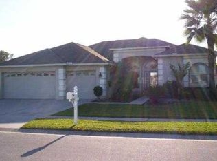 4717 Holdsworth Dr, Land O Lakes, FL 34639