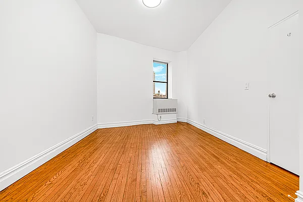 Rented by REAL New York | media 14