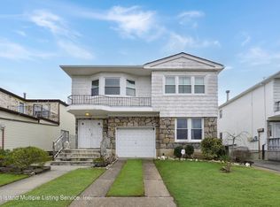 57 Fraser St, Staten Island, NY 10314