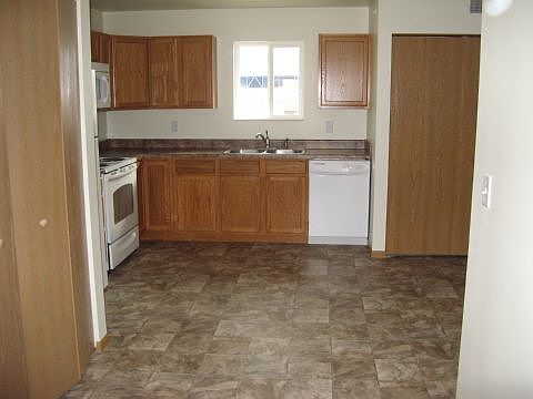 2nd image of 7930 Commerce Park #1ST