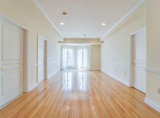 84 Adams St APT 3D, Hoboken, NJ 07030