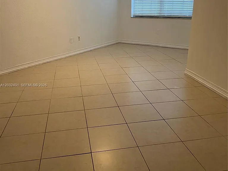 715 SW 148th Ave #611 — Photo 5