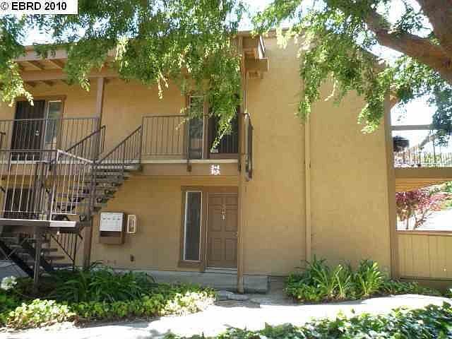 2nd image of 5317 Ridgeview Cir Unit 3