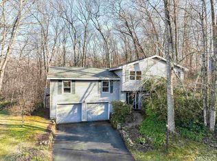 4 Wildwood Dr, Essex Junction, VT 05452