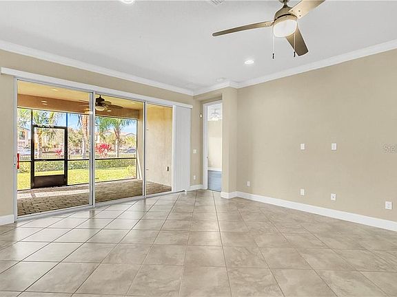 4th image of 11946 Autumn Fern Ln