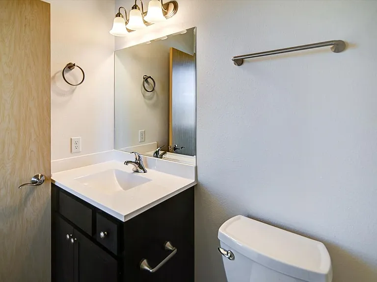 2128 Luann Ln #105 — Photo 27