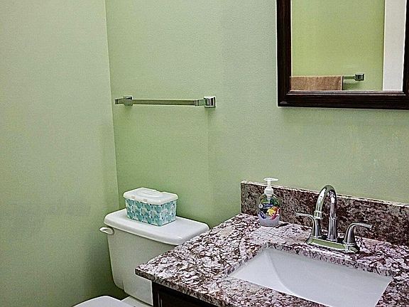 5th image of 27 Lake Vista Trl APT 205