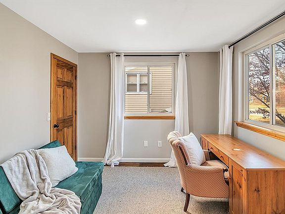 5th image of 22110 E Maple St