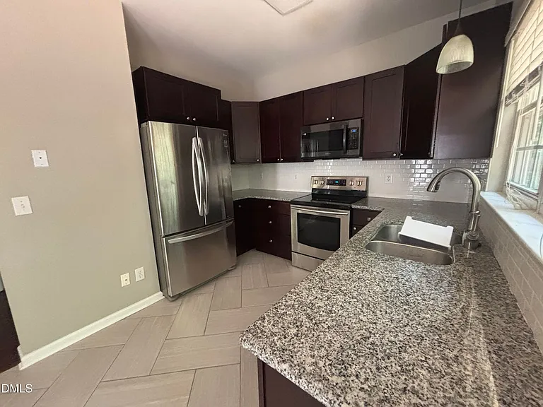 2101 Jerimouth Dr — Photo 9