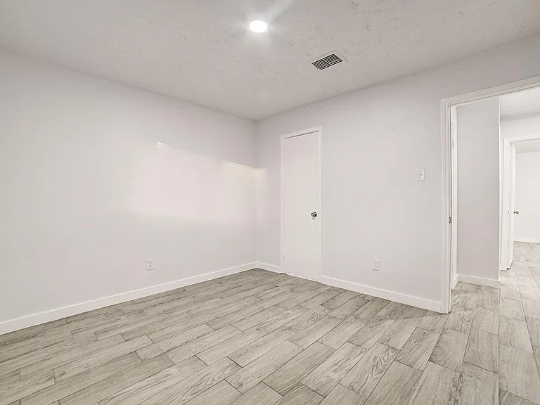 3918 Cypressdale Dr — Photo 33