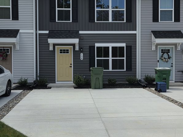 134 Packett Ct