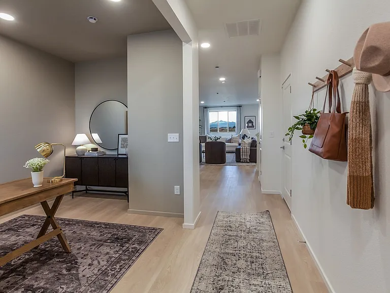 800 Galloway Dr — Photo 7