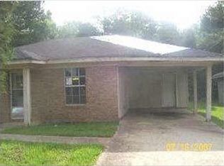 2307 Forest Glen Dr, Jackson, MS 39213