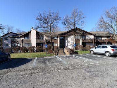 1410 Heritage Lndg #304, Saint Charles, MO, 63303